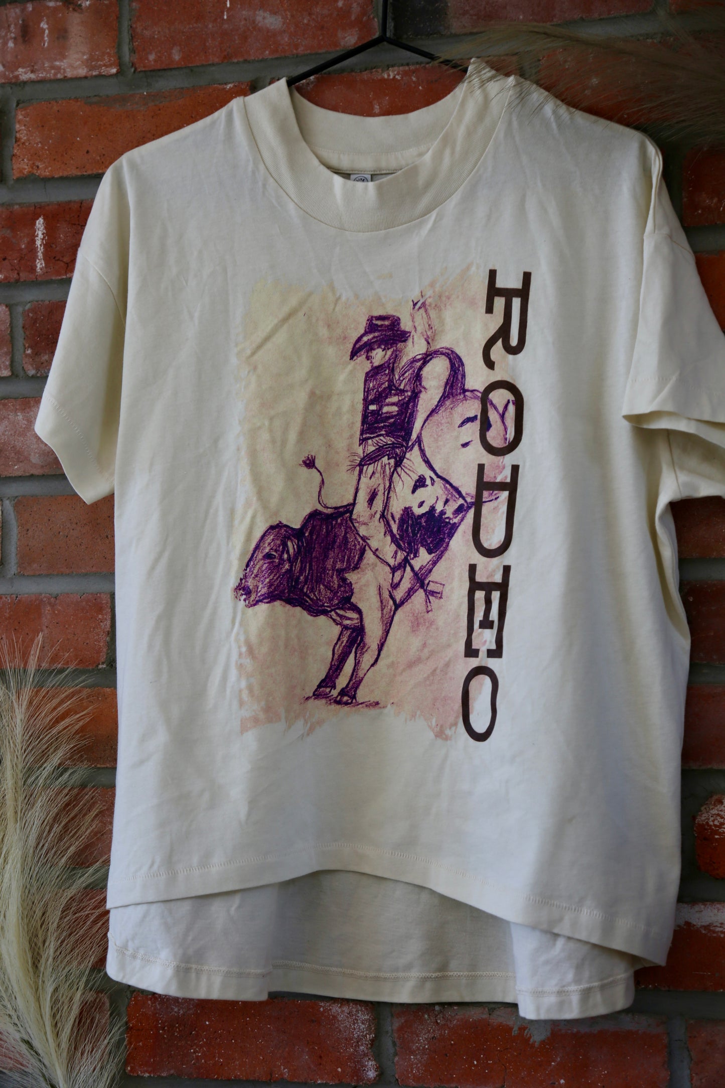 "RODEO" high-low tee